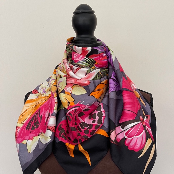 Salvatore Ferragamo Scarf Butterfly Flowers Black Multicolor Silk Wrap - Picture 12 of 16